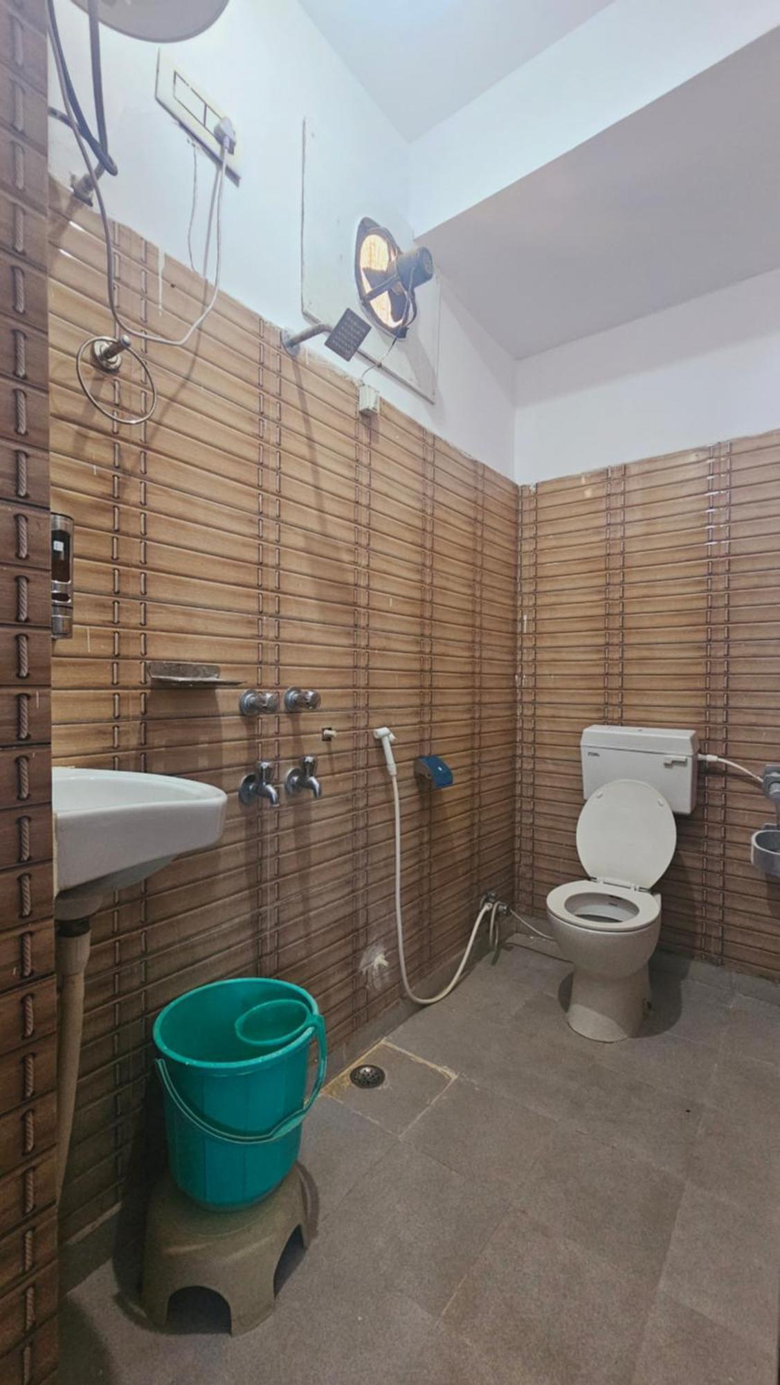 Hotel Nalanda Guest House Bagian luar foto