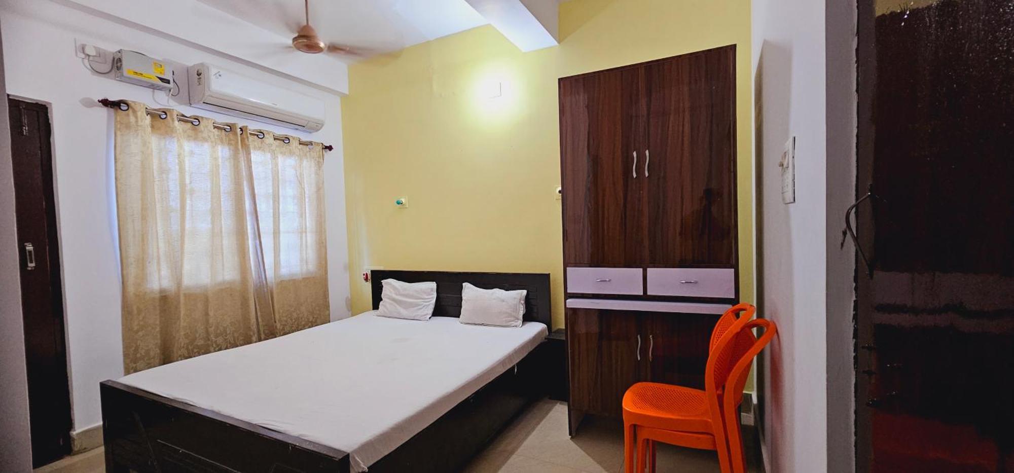 Hotel Nalanda Guest House Bagian luar foto